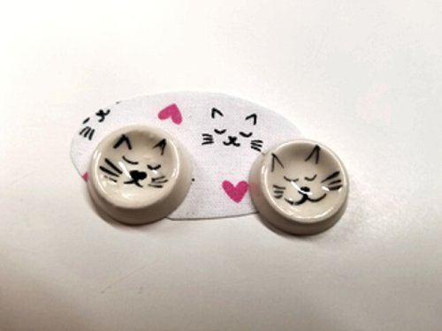 (image for) Cat Dishes & Mat Set 3