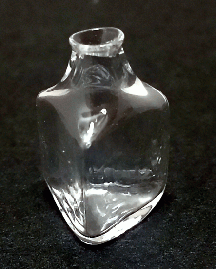 (image for) Triangle Bottle