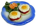 (image for) Eggs Benedict on Blue Plate