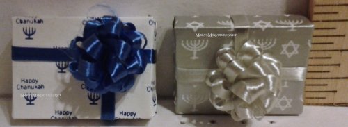 (image for) Single Chanukah Gift/Present w/Bow