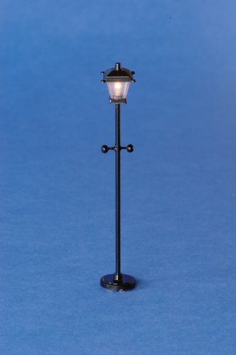 (image for) Canted-Shade Yard Lamp 12v