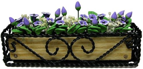 (image for) Ivy in Braided Iron Flower Box