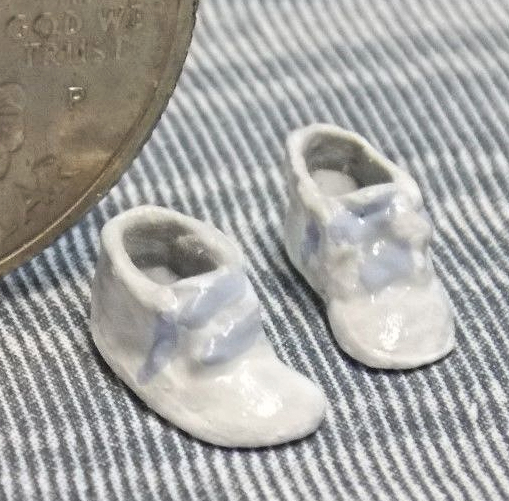 (image for) Baby Shoes Set White w/ Blue Laces