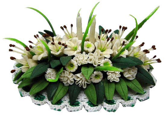 (image for) White Lily Centerpiece on White Doily