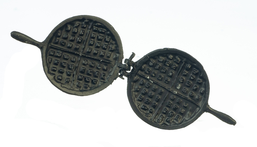 (image for) Waffle Iron Black