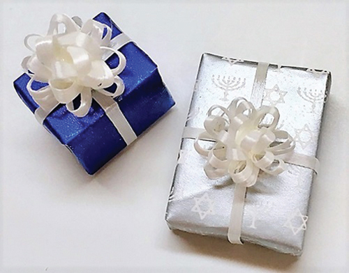 (image for) Chanukah Gifts 2pc