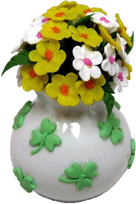 (image for) Flowers in Shamrock Pot