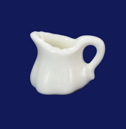 (image for) White Pitcher w/ Handle