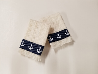 (image for) Towel Set Anchors