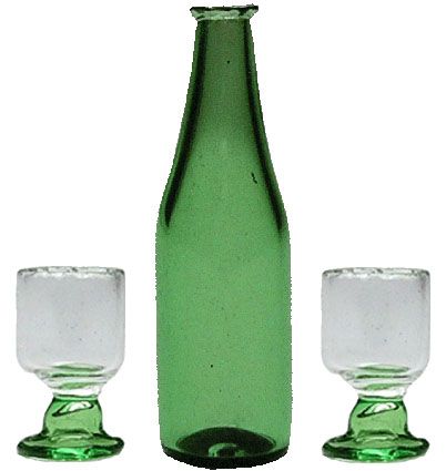 (image for) Green Glass Decanter Set w/ 2 Glasses